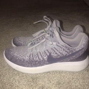 Nike Women’s Lunarepic Flyknit 2 Shoes